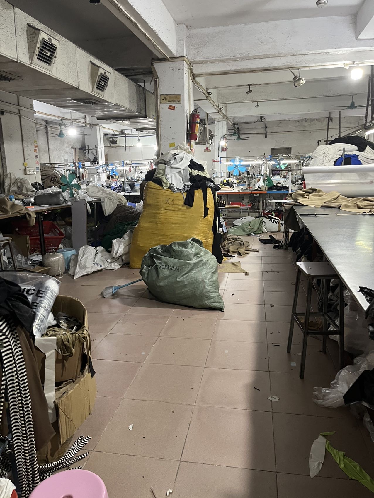 瑶瑶制衣厂工厂图片3