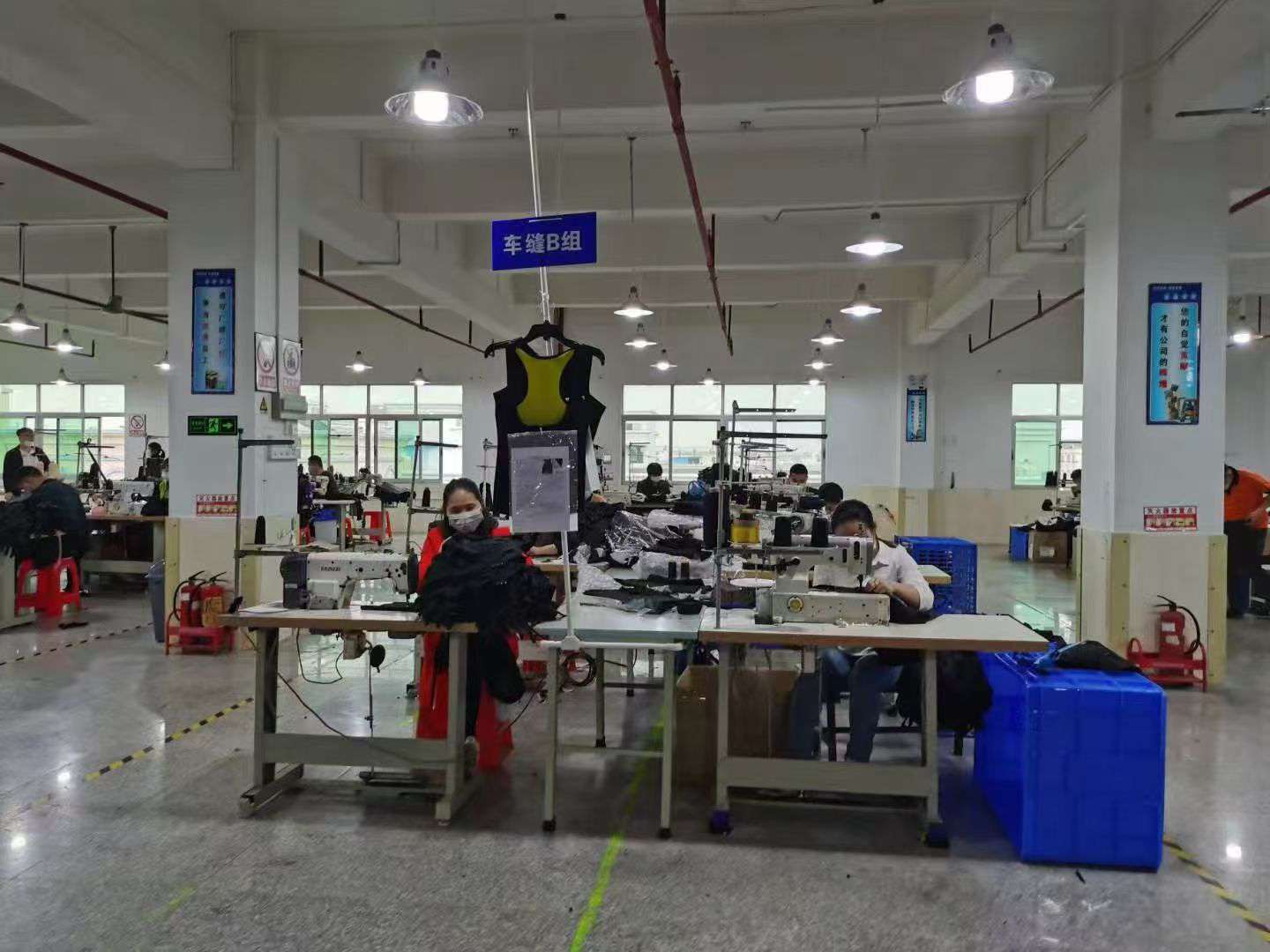 肇庆市合盈服饰有限公司工厂图片2