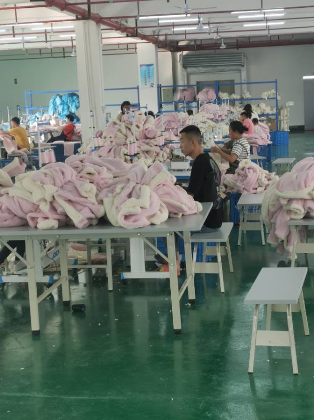 重庆齐大制衣有限公司工厂图片2