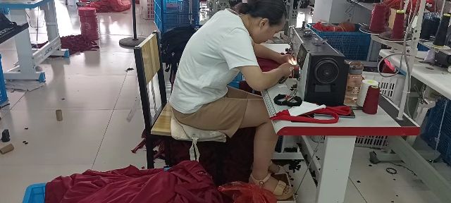 晨贤服饰