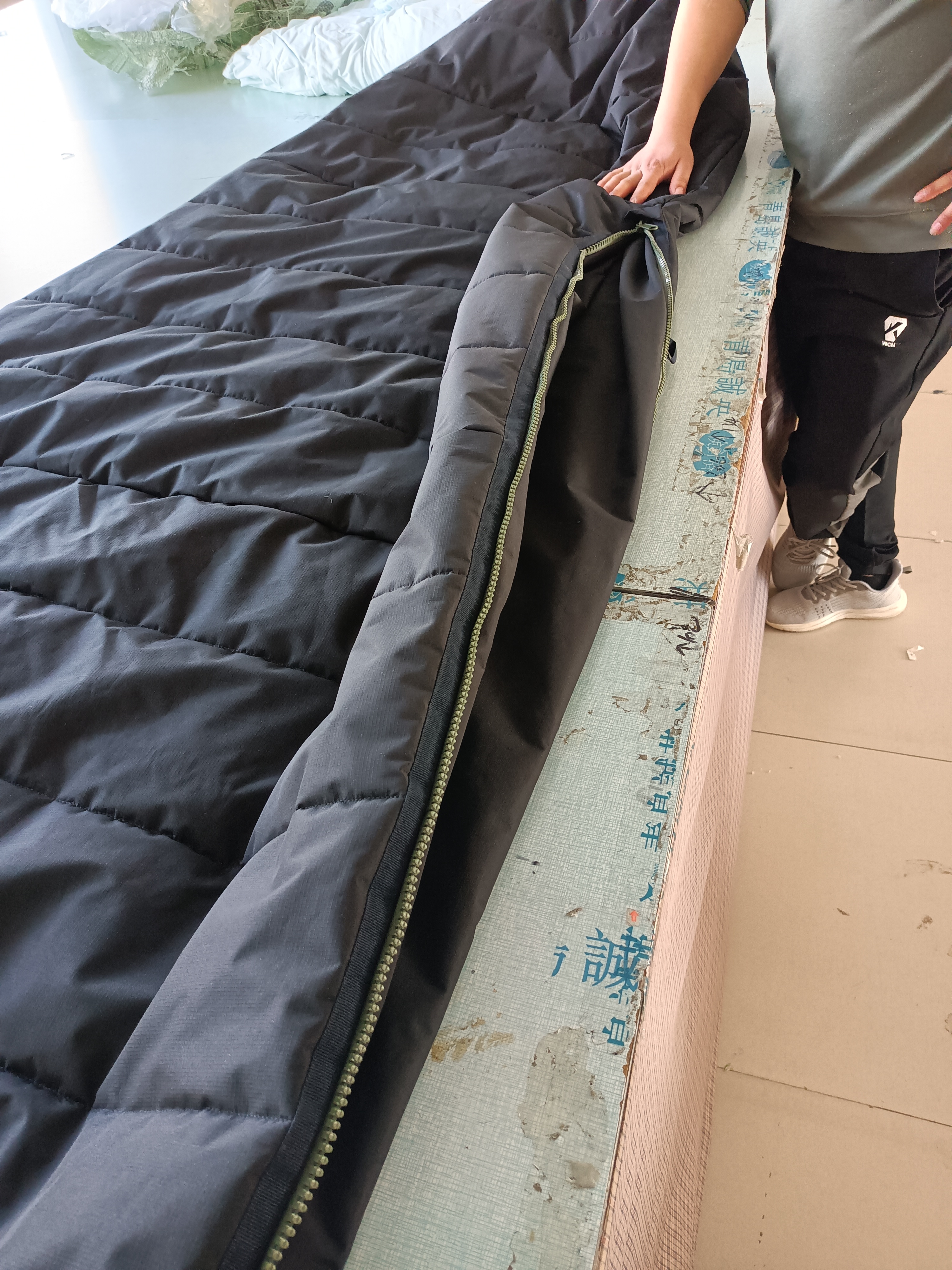超伟服装加工厂