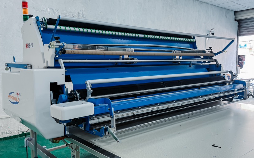 南宁市英渡服饰有限公司工厂图片3