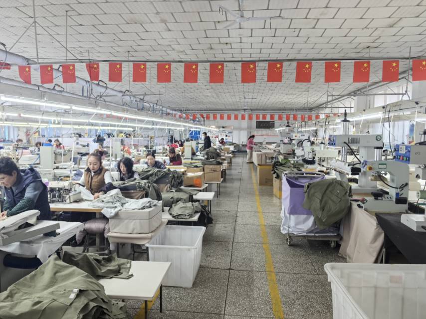 大连俊奥服装有限公司