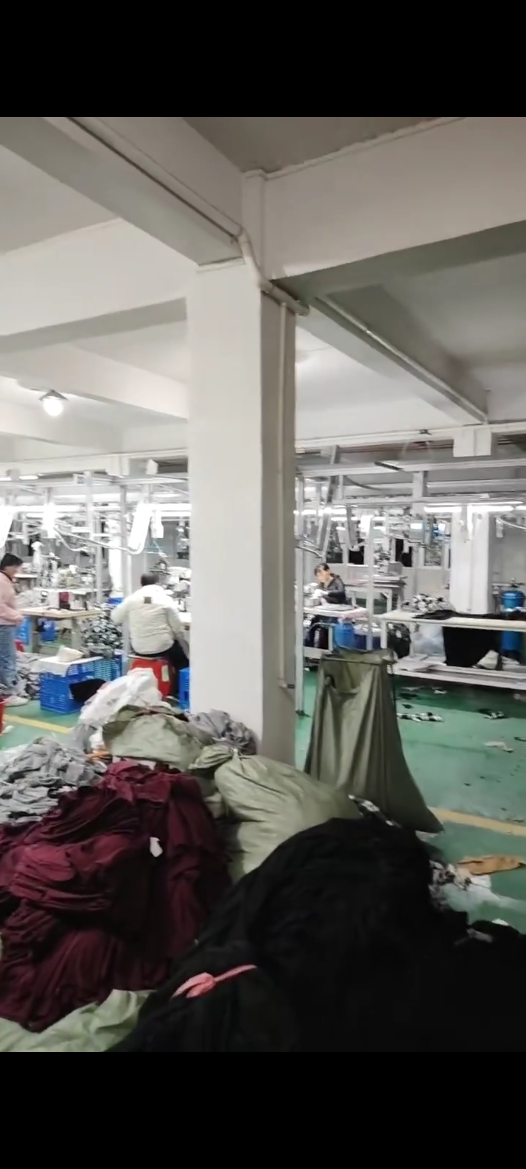 利达服装品牌工厂