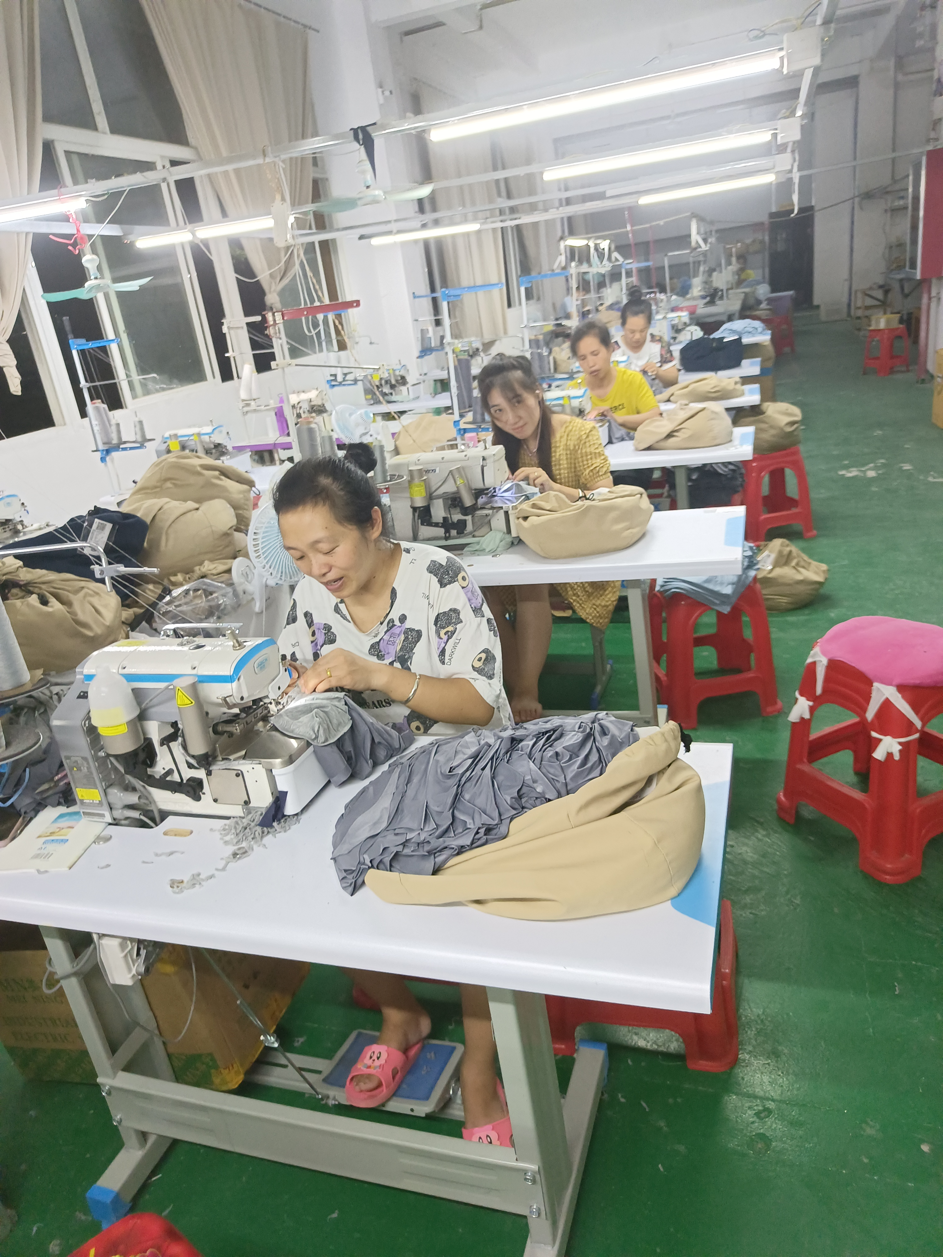 黔东南新锐服饰科技有限公司