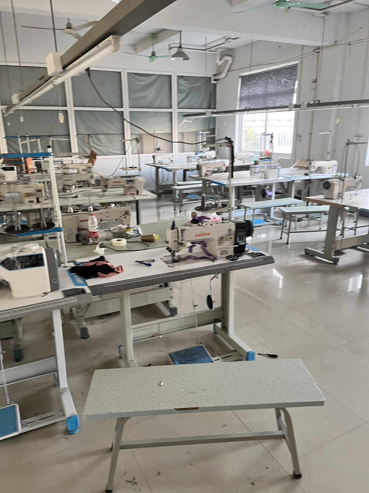 嘉兴市乐希服饰有限公司工厂图片3