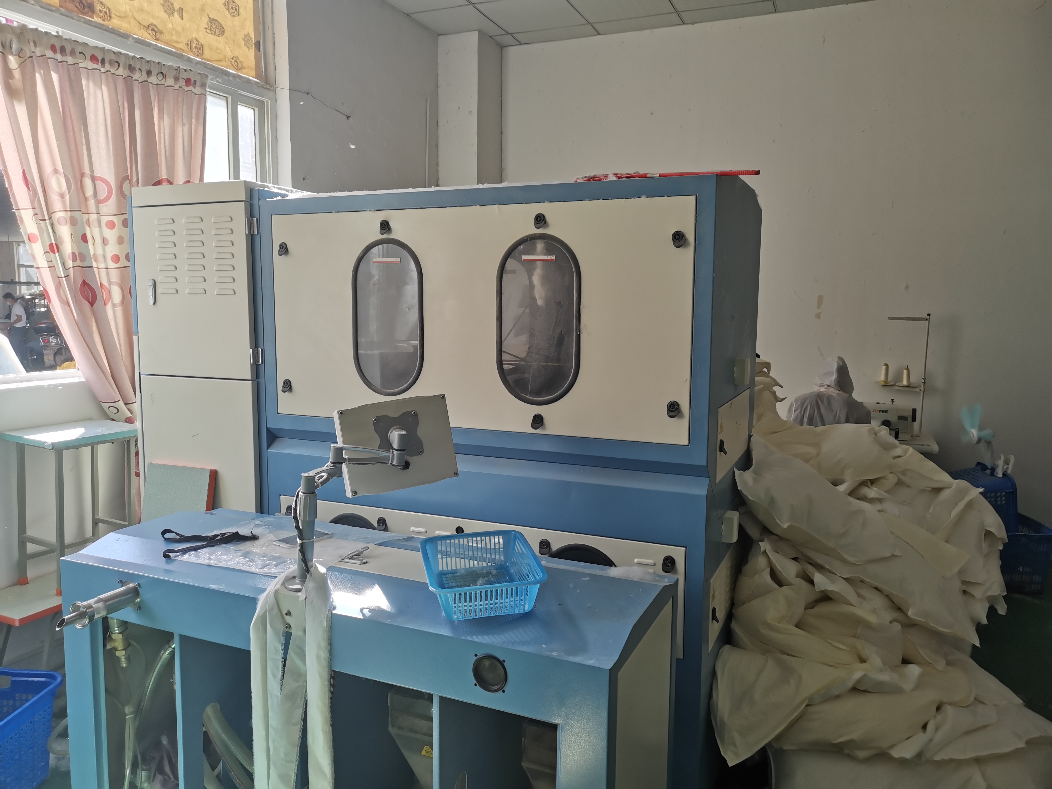 铜陵龙鑫服饰有限公司工厂图片4
