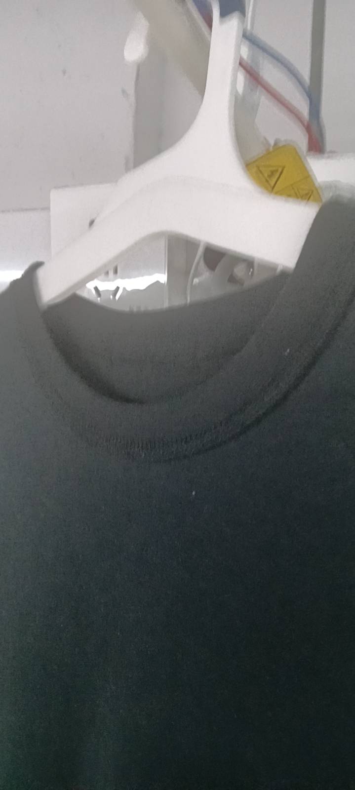 衣衣服饰
