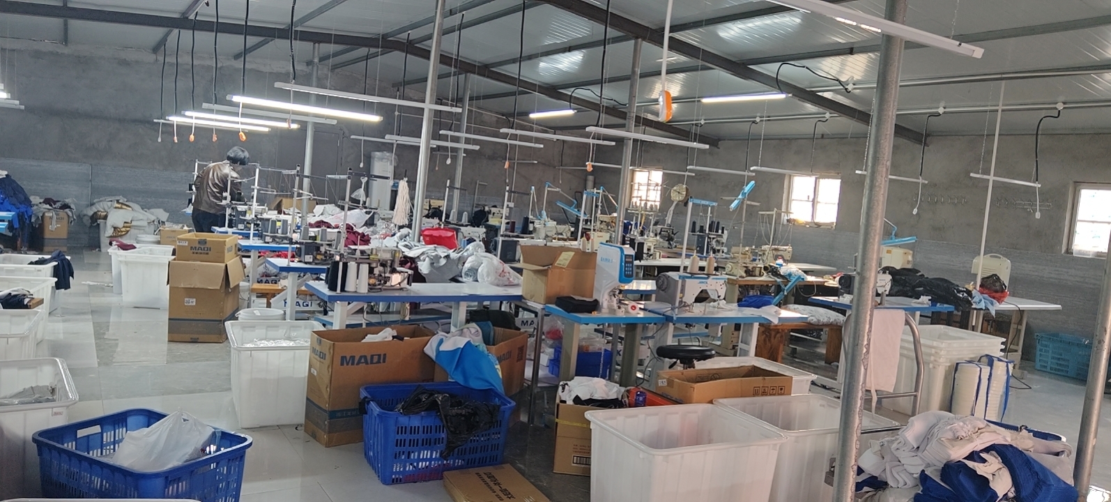 聊城市景鸿服装有限公司