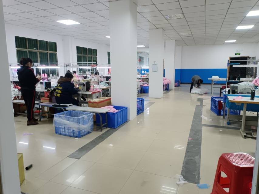 耒阳市胜恩制衣厂