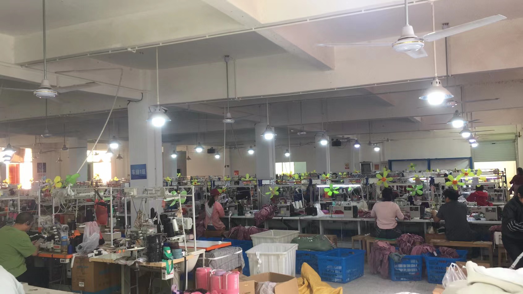 广州安嘉亿服装厂工厂图片2