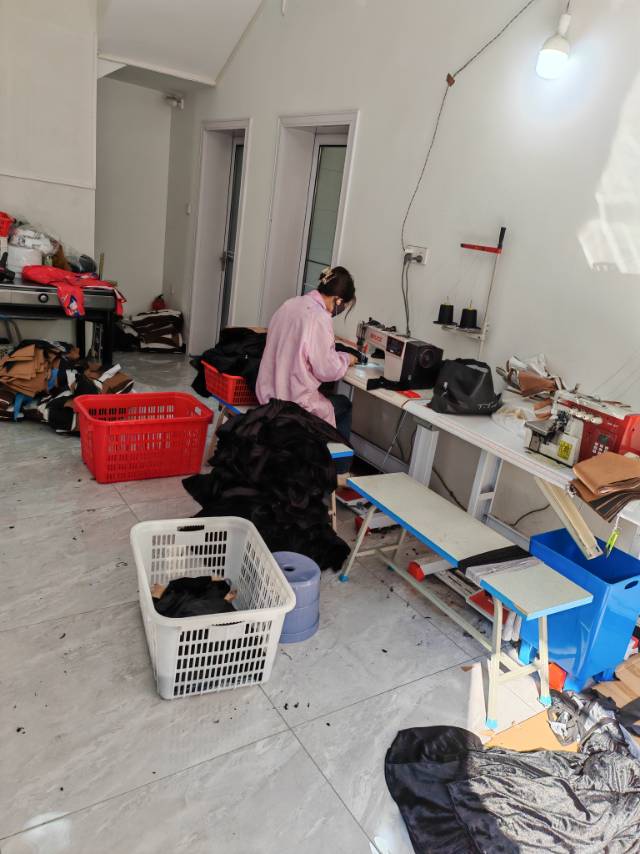 陌陌服饰工厂图片2