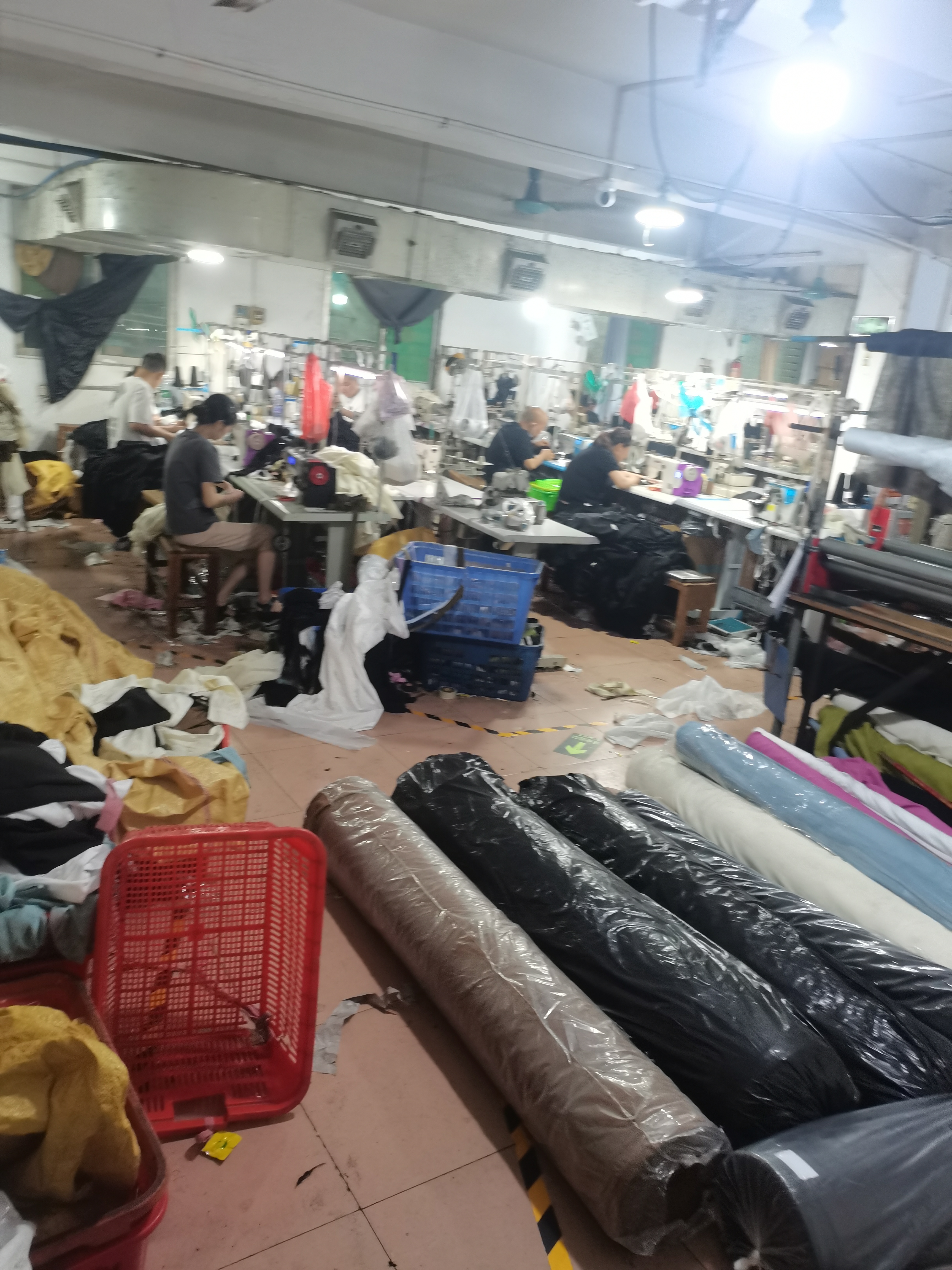 诗越制衣厂工厂图片3