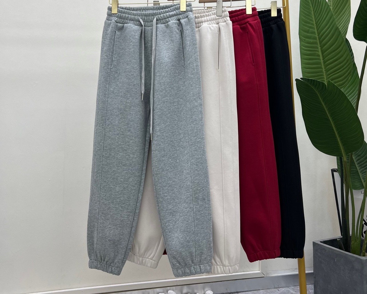 妍衣意服装工厂工厂图片3
