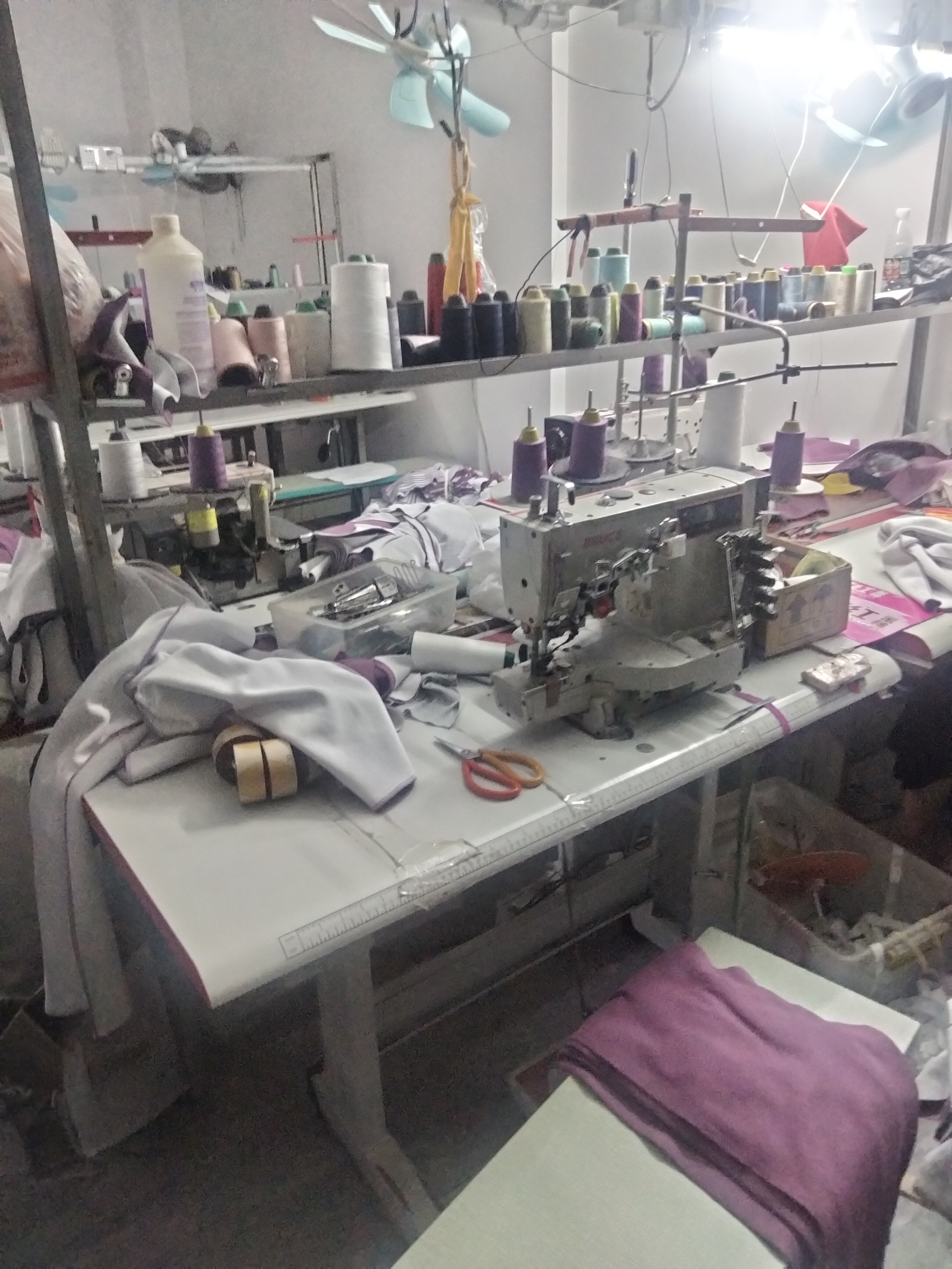 瑜岚服饰工厂图片4