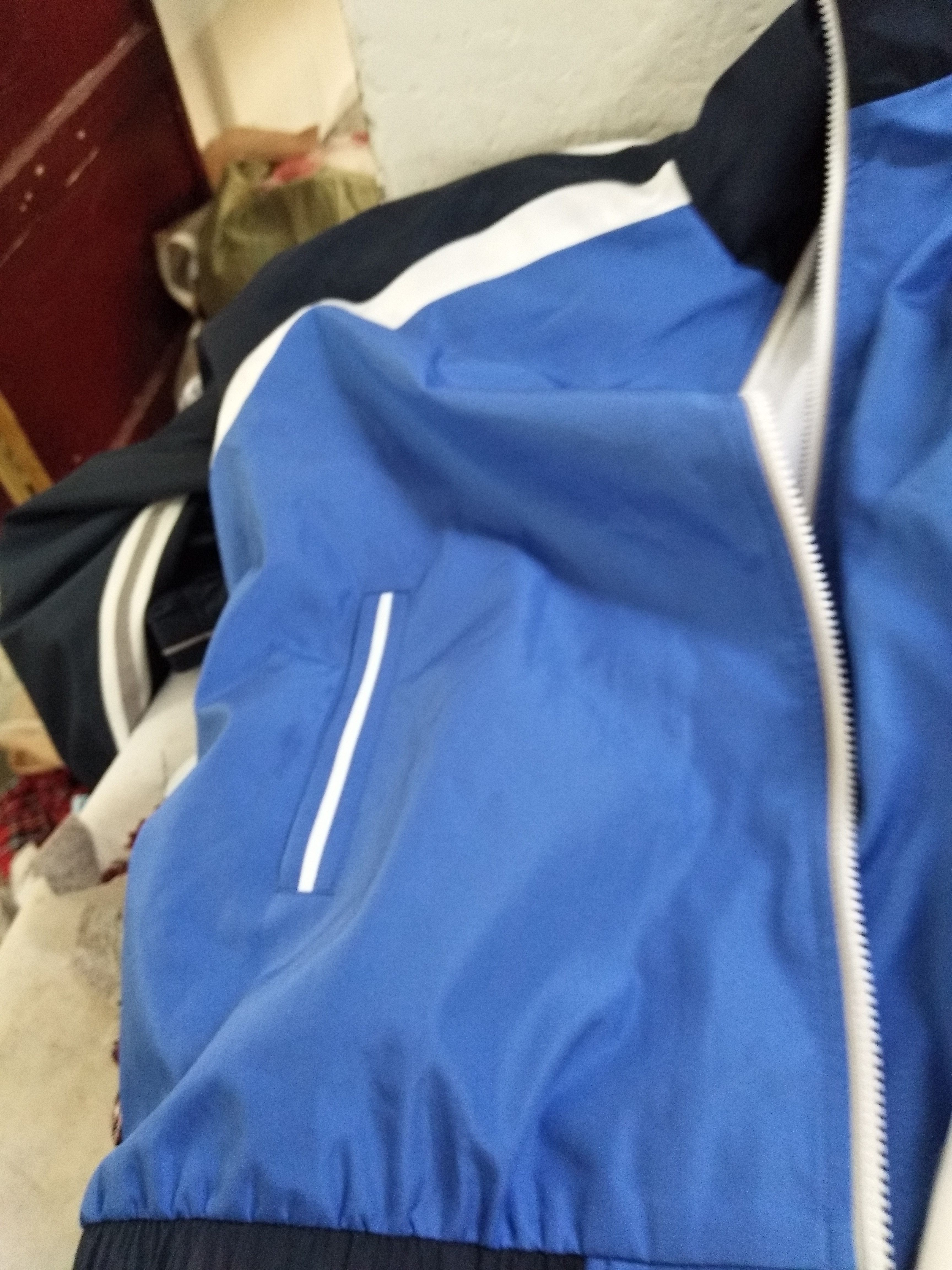 裕荣服饰工厂图片4
