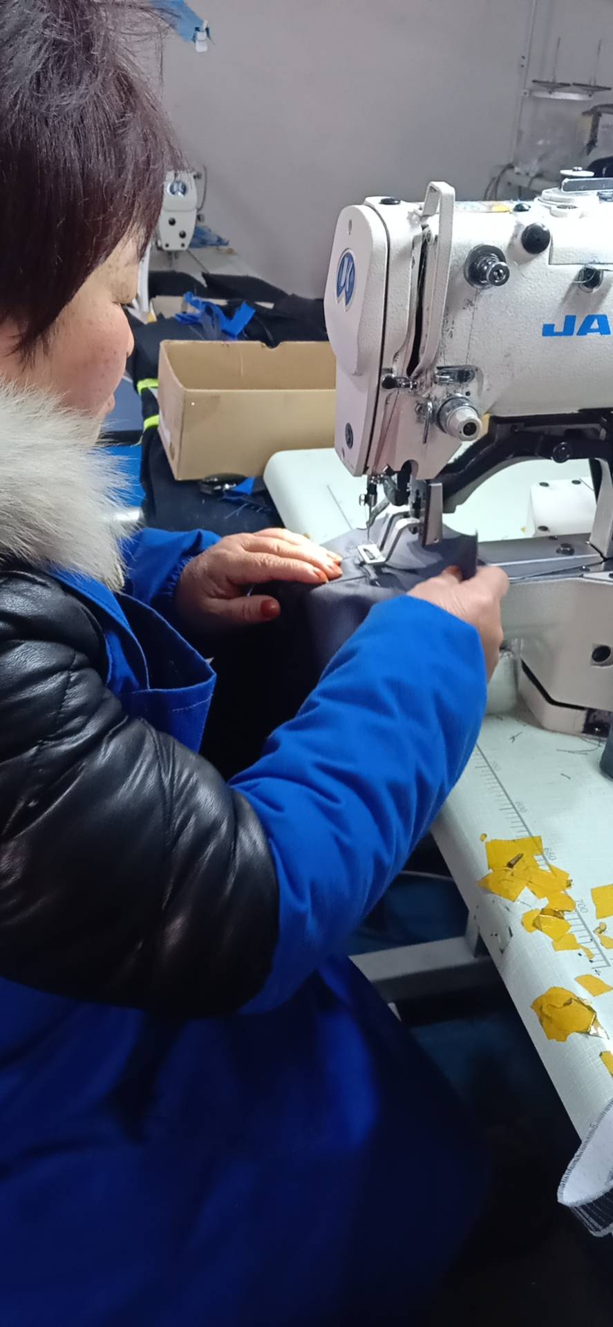 毅佳服装加工厂工厂图片2
